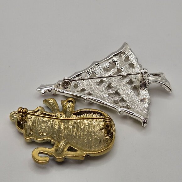 VTG Brooches Christmas 2PC Set Frosted Sugar Enamel  Snowman Christmas Tree Pins - Picture 4 of 10